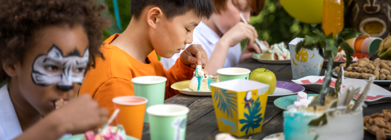 Brinquedos para restaurante: atraia famílias com diversão!